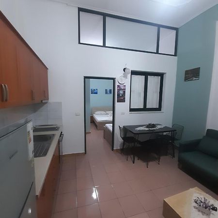 Mucaj House Apartment Vlore Ngoại thất bức ảnh