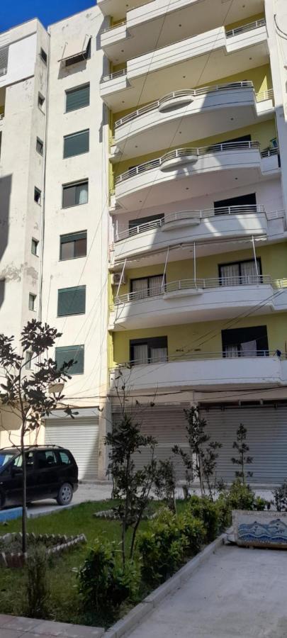 Mucaj House Apartment Vlore Ngoại thất bức ảnh