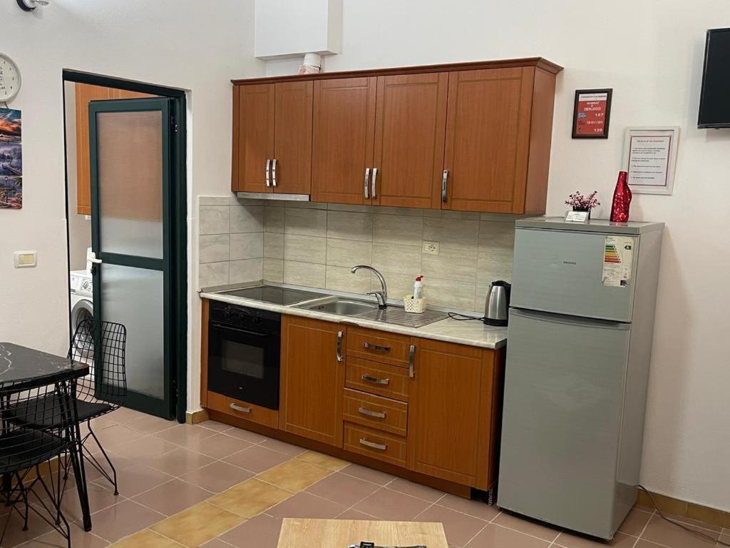 Mucaj House Apartment Vlore Ngoại thất bức ảnh