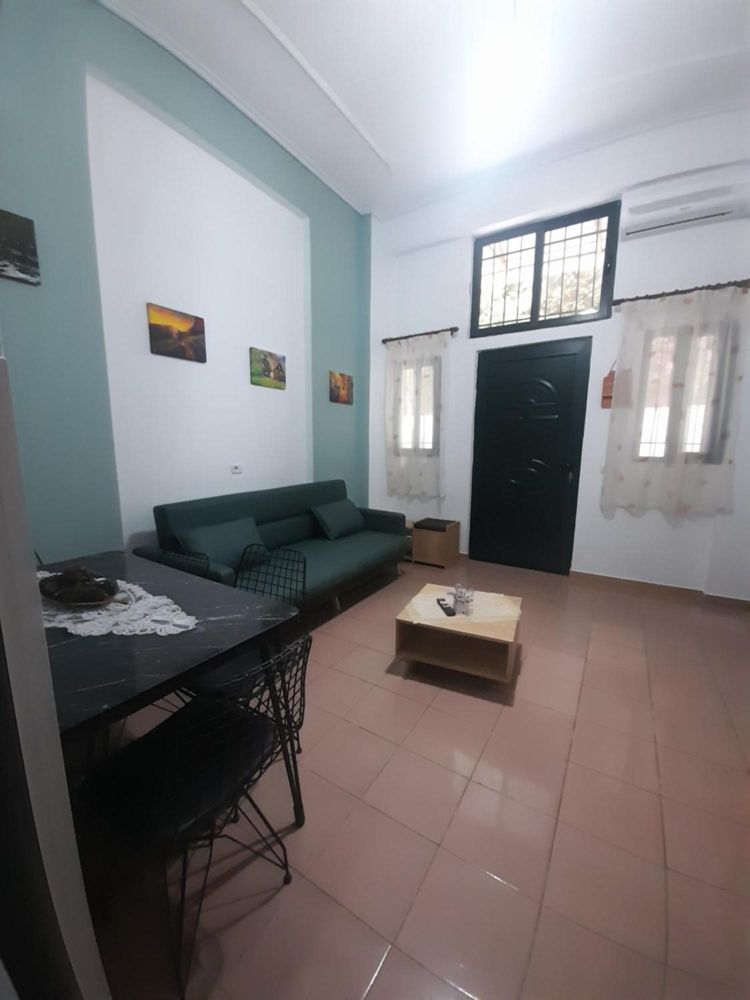 Mucaj House Apartment Vlore Ngoại thất bức ảnh