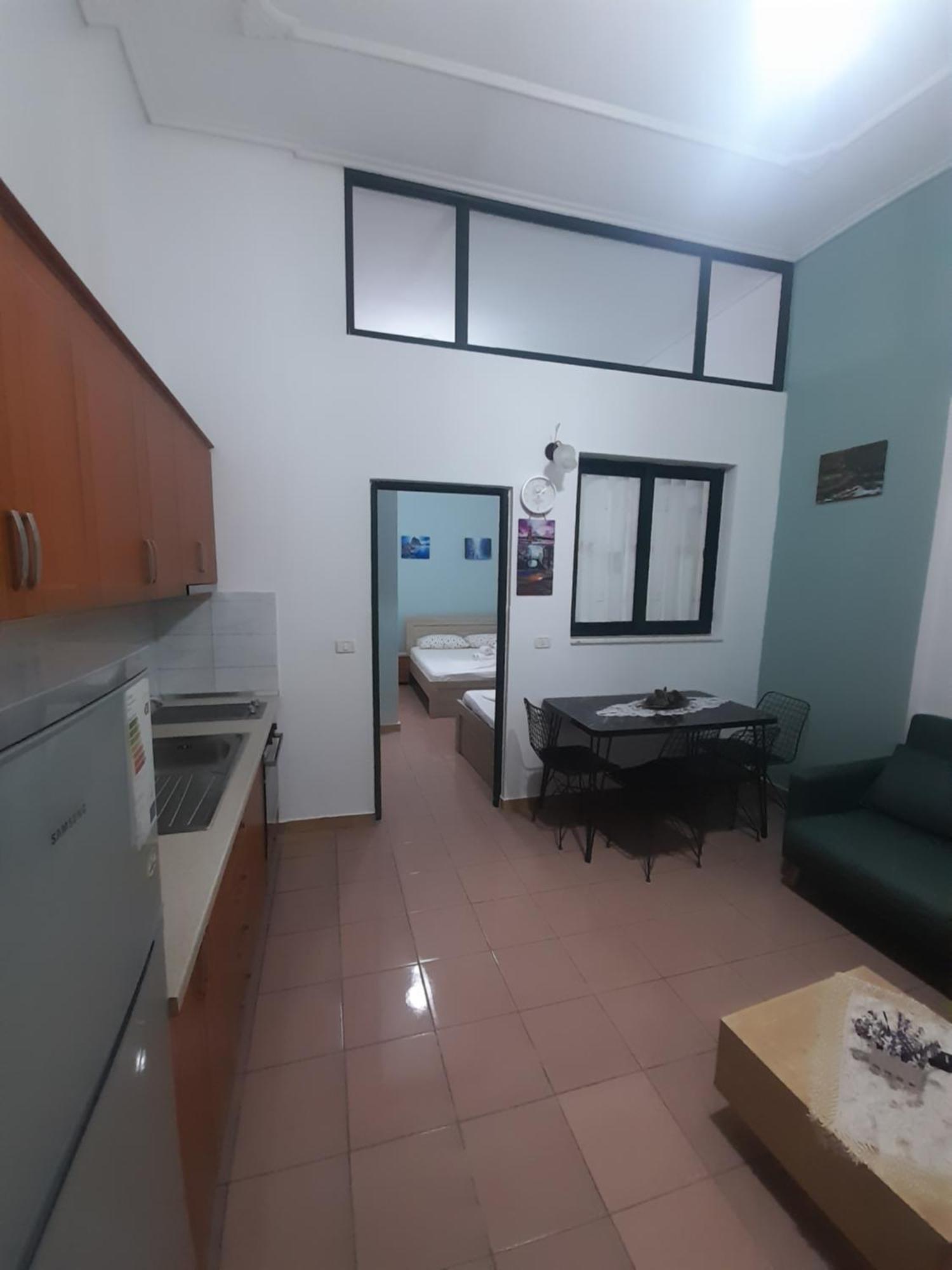 Mucaj House Apartment Vlore Ngoại thất bức ảnh