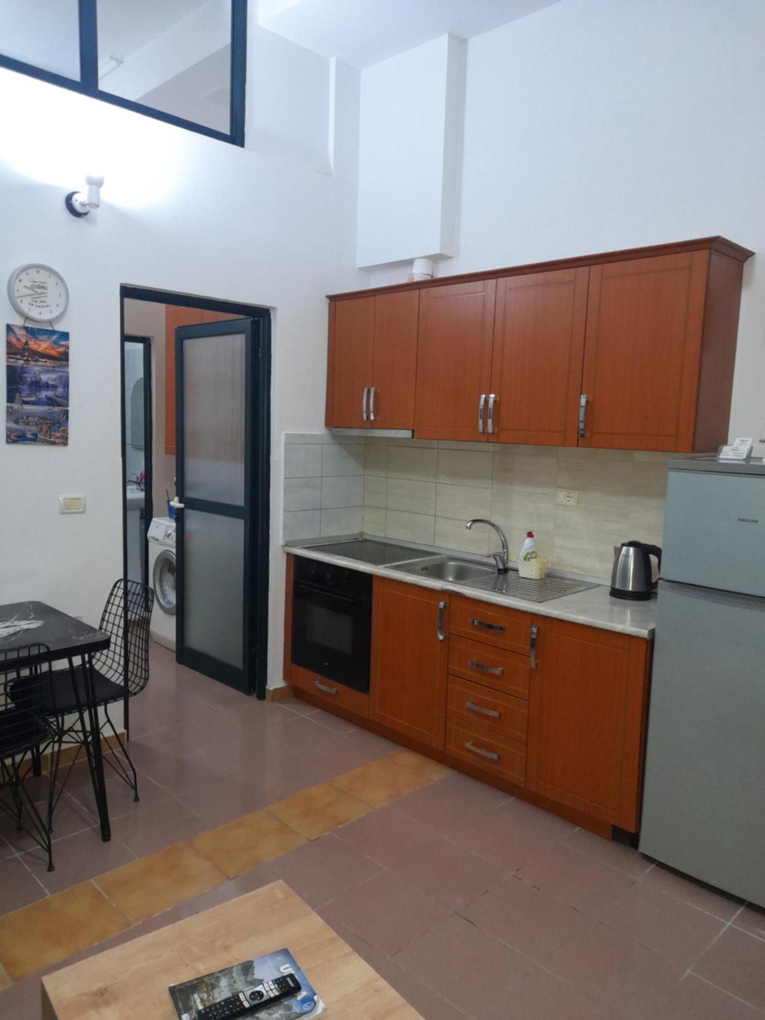 Mucaj House Apartment Vlore Ngoại thất bức ảnh