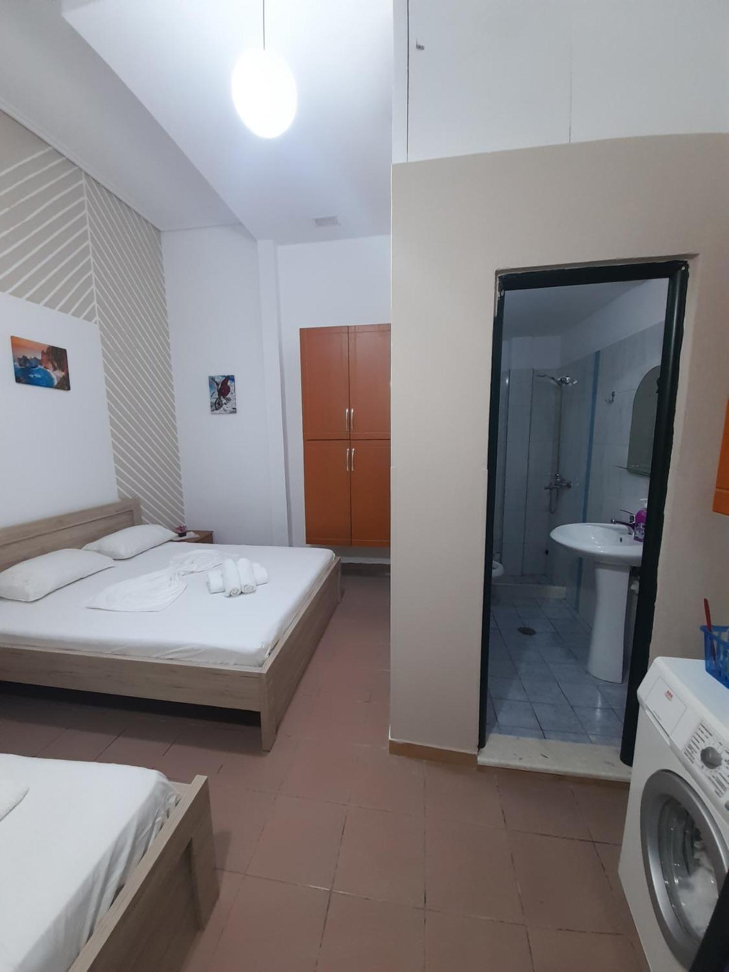 Mucaj House Apartment Vlore Ngoại thất bức ảnh